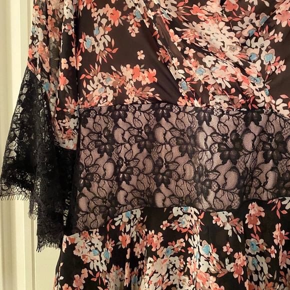 Jax. Black label tiered dress - Picture 2 of 5